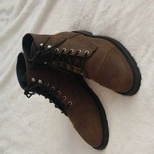 Thursday Boots Captain in Arizona Adobe Leather